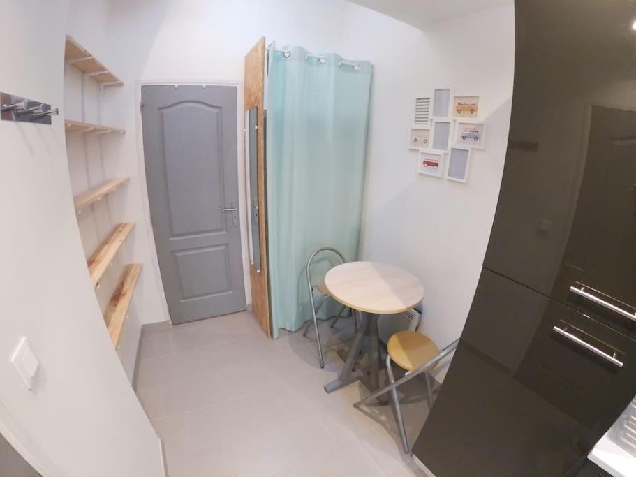 Studio 1 Proche Gare Et Centre Ville 阿棉 外观 照片